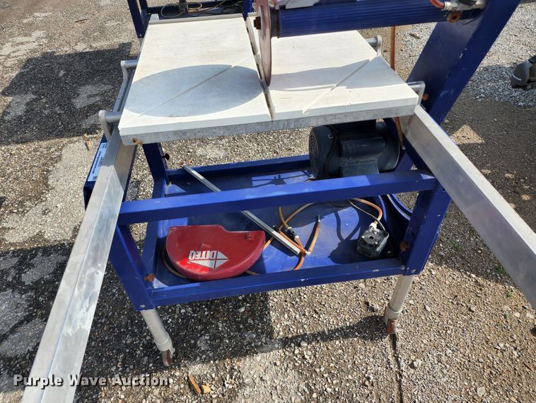 image for item JA9865 (2) Ditek tile saws
