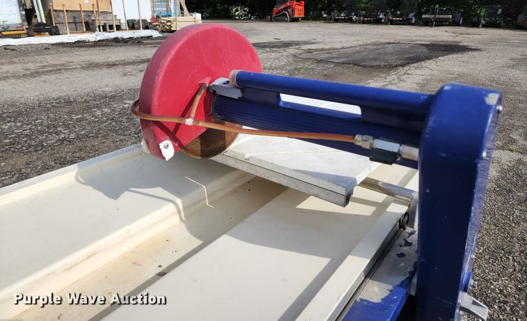 image for item JA9865 (2) Ditek tile saws