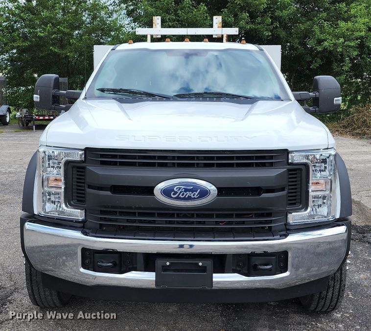 image for item JA9871 2019 Ford F450 Super Duty XL  utility / service truck