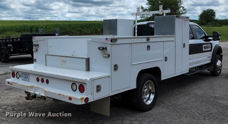 image for item JA9871 2019 Ford F450 Super Duty XL  utility / service truck