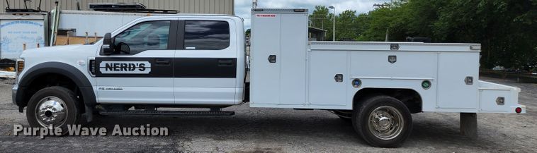 image for item JA9871 2019 Ford F450 Super Duty XL  utility / service truck