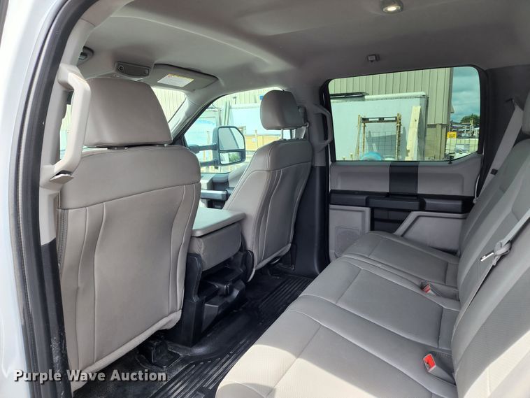 image for item JA9871 2019 Ford F450 Super Duty XL  utility / service truck