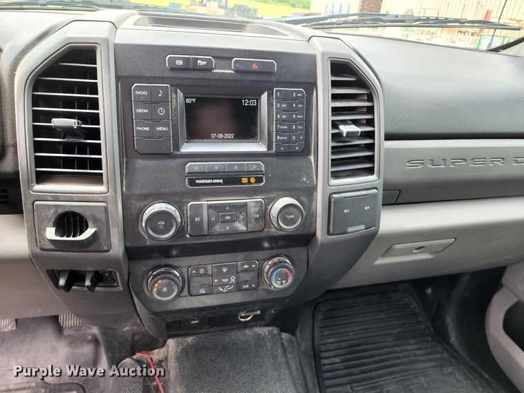 image for item JA9871 2019 Ford F450 Super Duty XL  utility / service truck