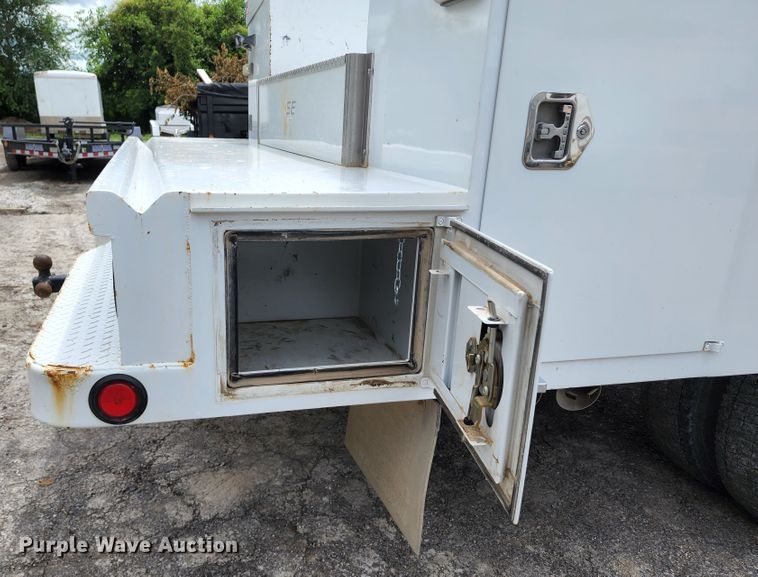 image for item JA9871 2019 Ford F450 Super Duty XL  utility / service truck