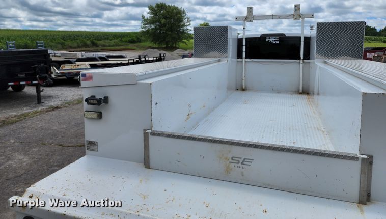 image for item JA9871 2019 Ford F450 Super Duty XL  utility / service truck