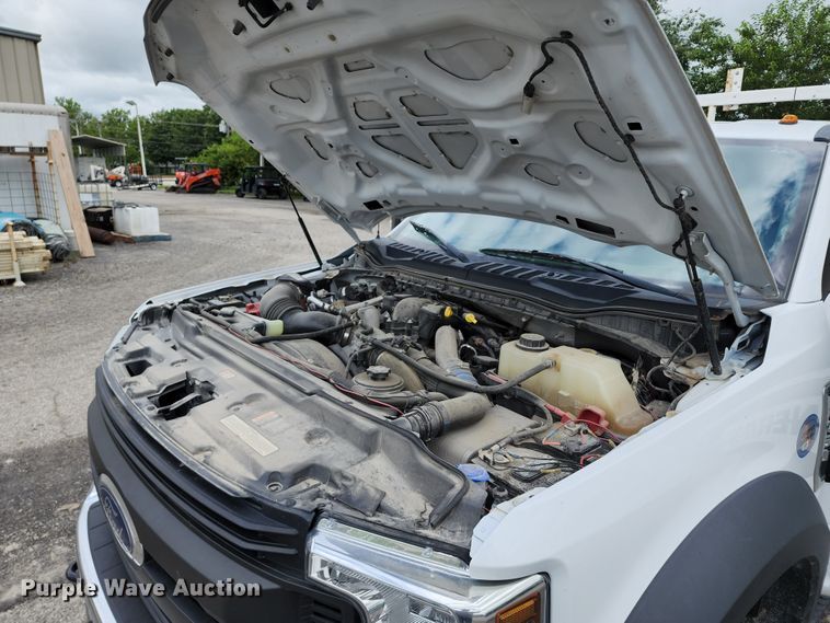 image for item JA9871 2019 Ford F450 Super Duty XL  utility / service truck