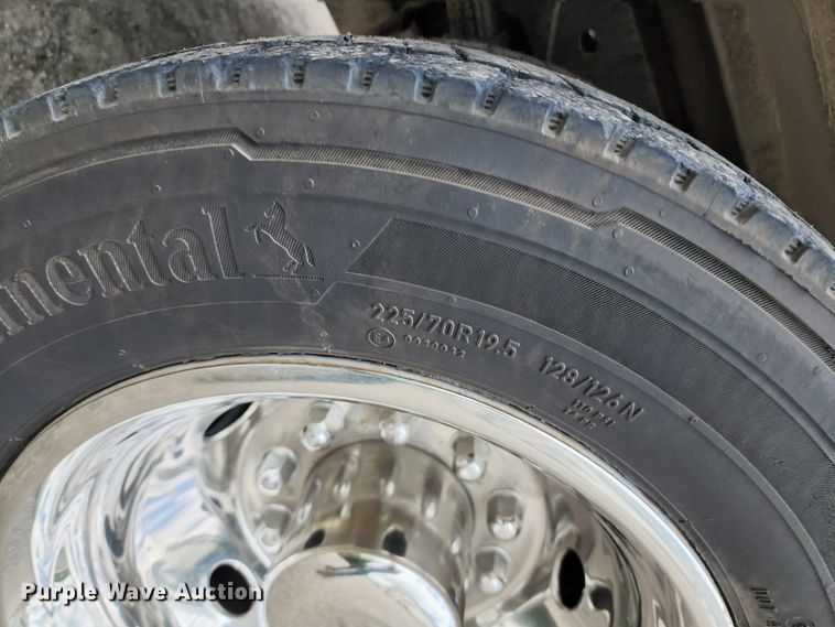 image for item JA9871 2019 Ford F450 Super Duty XL  utility / service truck