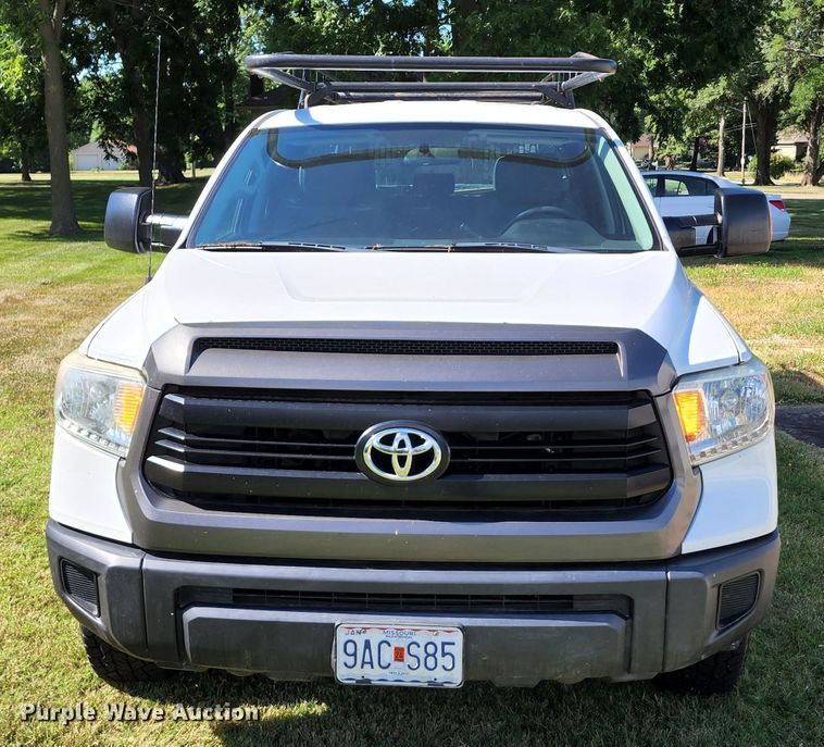 image for item JA9877 2014 Toyota Tundra  Double Cab pickup truck