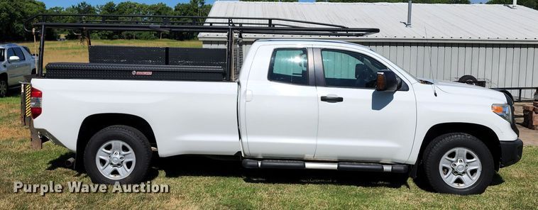 image for item JA9877 2014 Toyota Tundra  Double Cab pickup truck