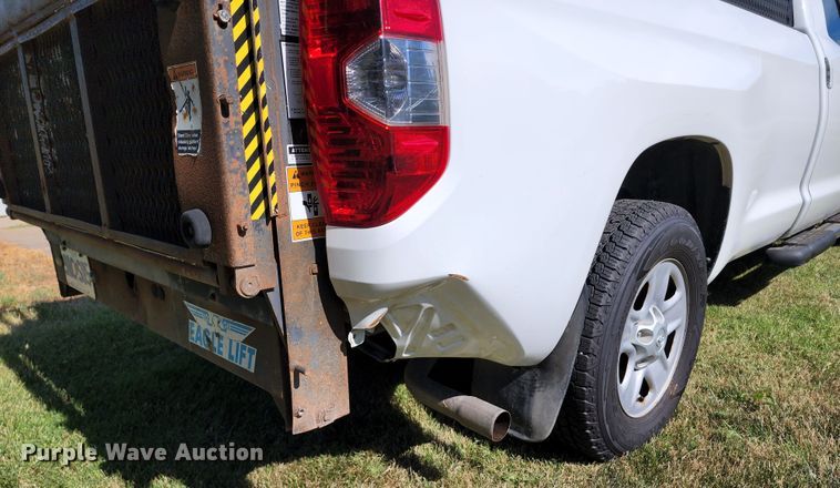 image for item JA9877 2014 Toyota Tundra  Double Cab pickup truck