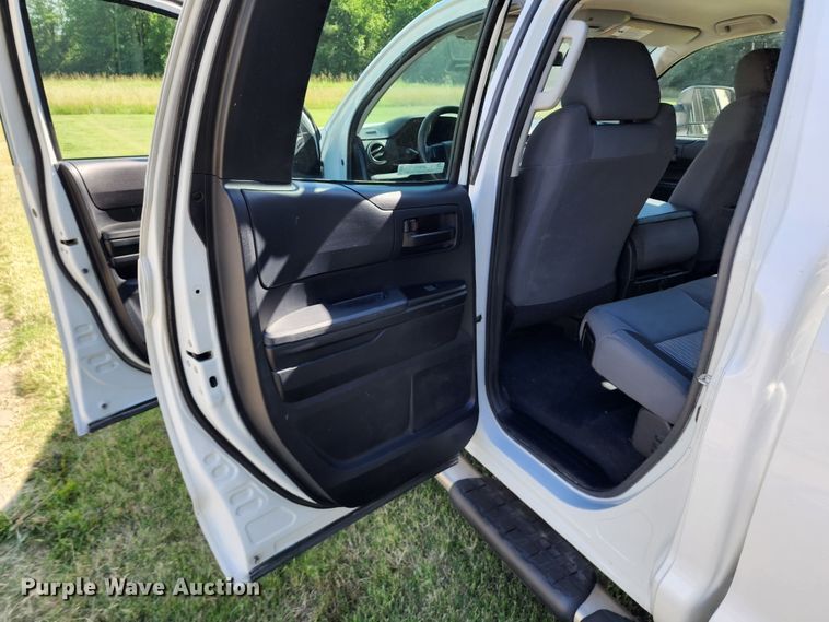 image for item JA9877 2014 Toyota Tundra  Double Cab pickup truck