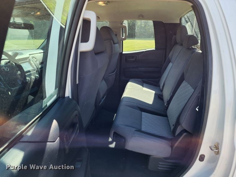 image for item JA9877 2014 Toyota Tundra  Double Cab pickup truck