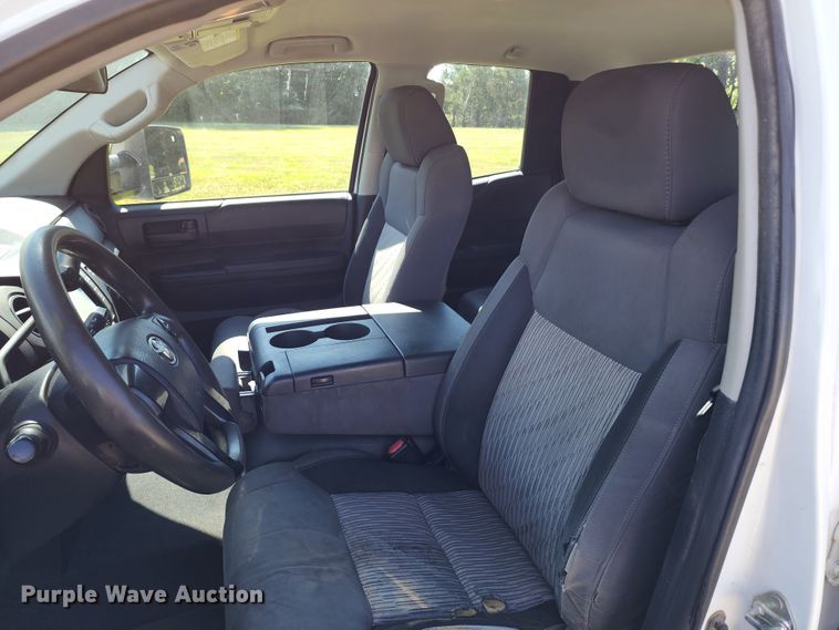 image for item JA9877 2014 Toyota Tundra  Double Cab pickup truck