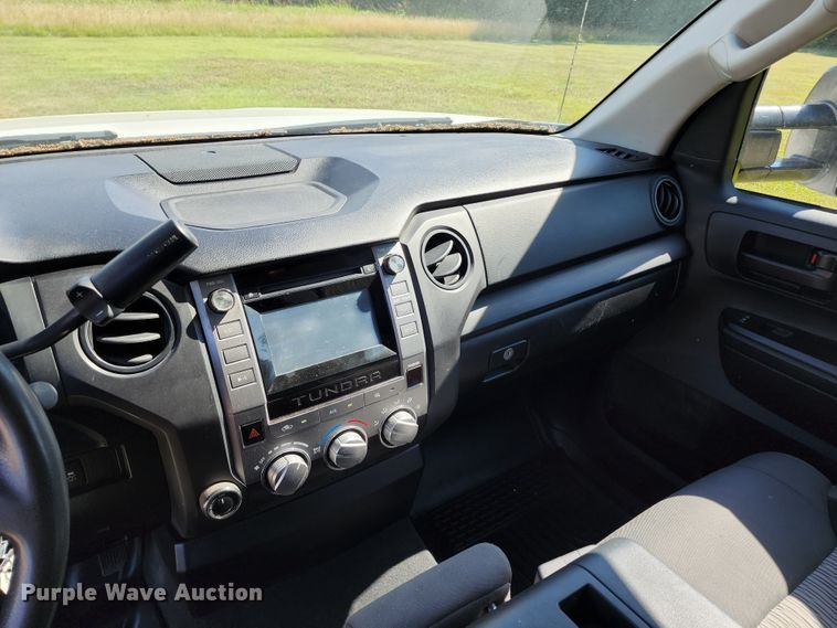 image for item JA9877 2014 Toyota Tundra  Double Cab pickup truck