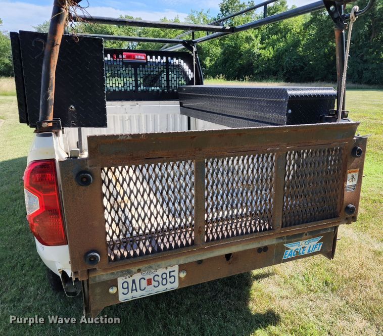 image for item JA9877 2014 Toyota Tundra  Double Cab pickup truck