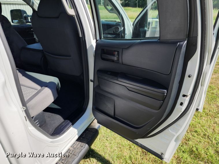 image for item JA9877 2014 Toyota Tundra  Double Cab pickup truck