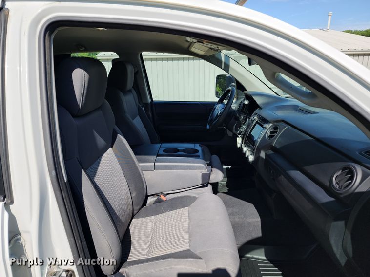 image for item JA9877 2014 Toyota Tundra  Double Cab pickup truck