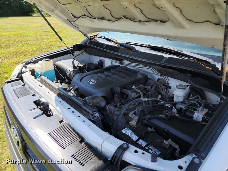 image for item JA9877 2014 Toyota Tundra  Double Cab pickup truck