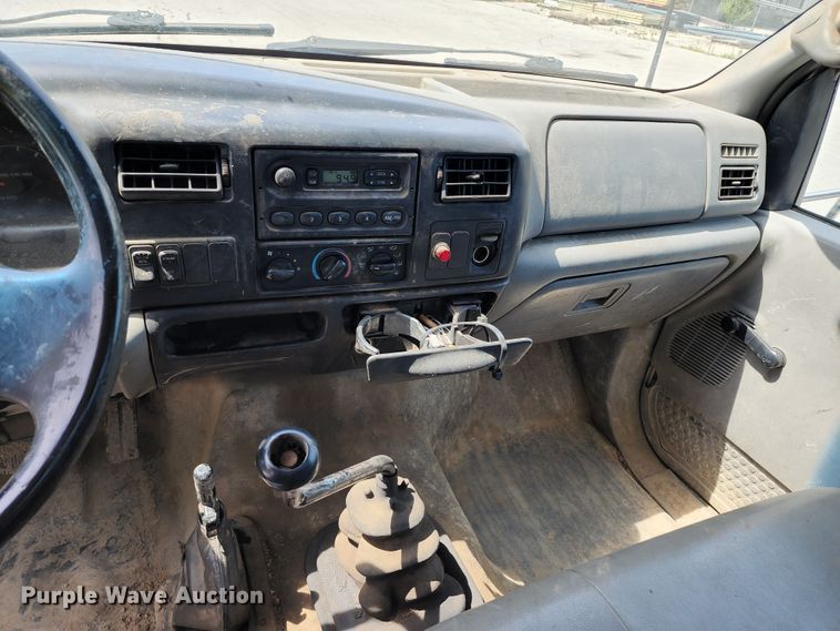 image for item JA9879 2004 Ford F650 Super Duty  dump flatbed truck