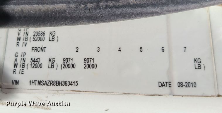 image for item JA9882 2011 International DuraStar 4400  flatbed truck