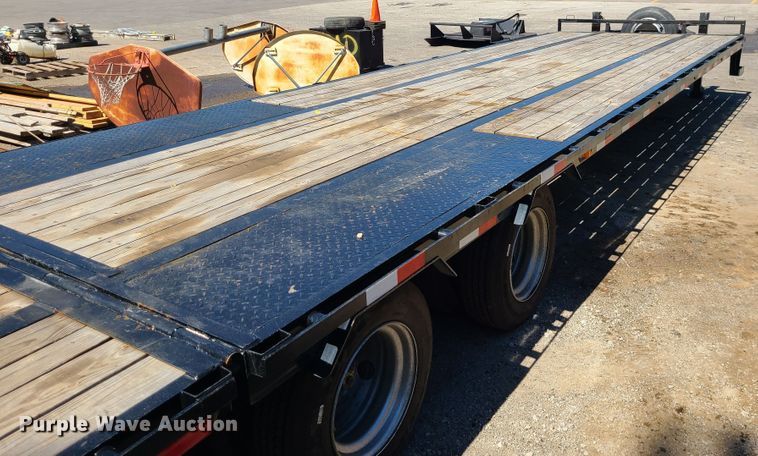 image for item JA9892 2022 Load Trail  equipment trailer