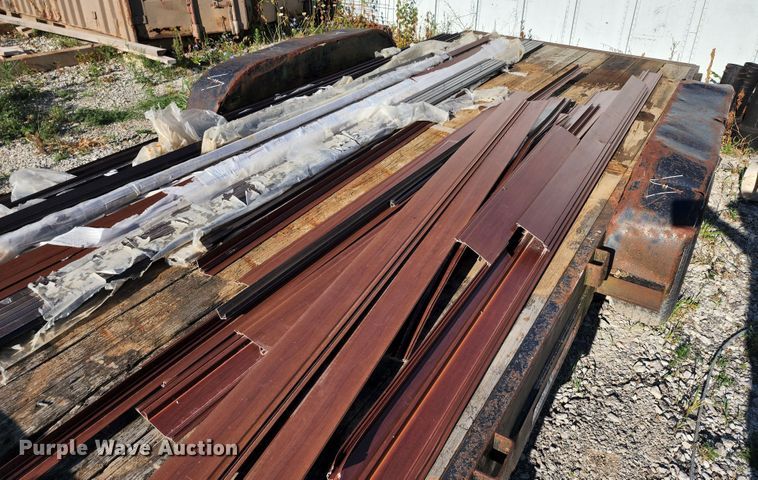 image for item JA9960 1996 Kodiak  utility trailer