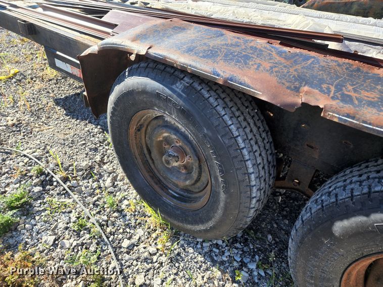 image for item JA9960 1996 Kodiak  utility trailer