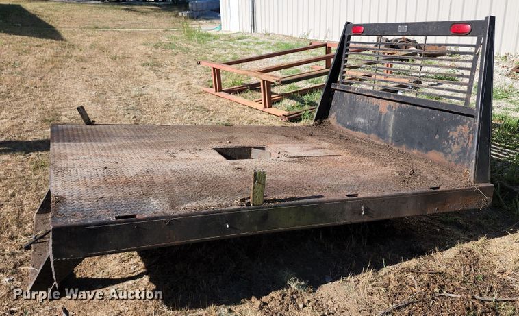 image for item JA9965 Flatbed