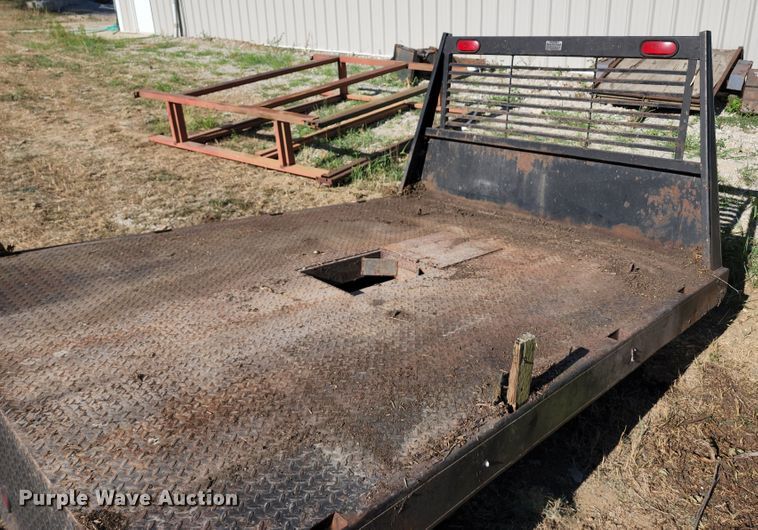 image for item JA9965 Flatbed