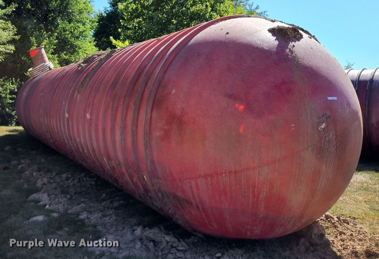 image for item JA9971 Fiberglass tank