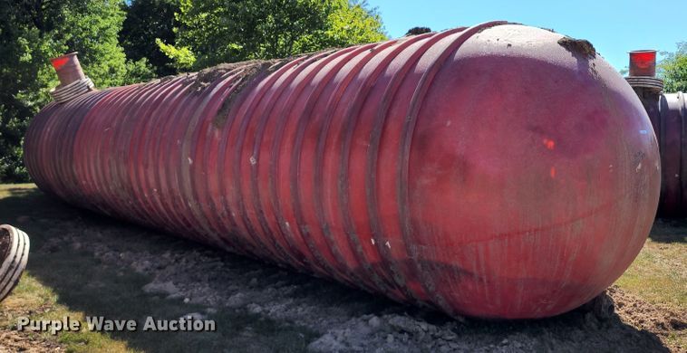 image for item JA9971 Fiberglass tank