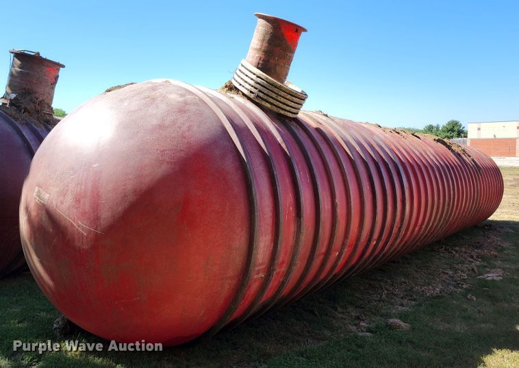 image for item JA9971 Fiberglass tank