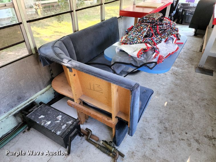 image for item JA9973 1987 Thomas  RV