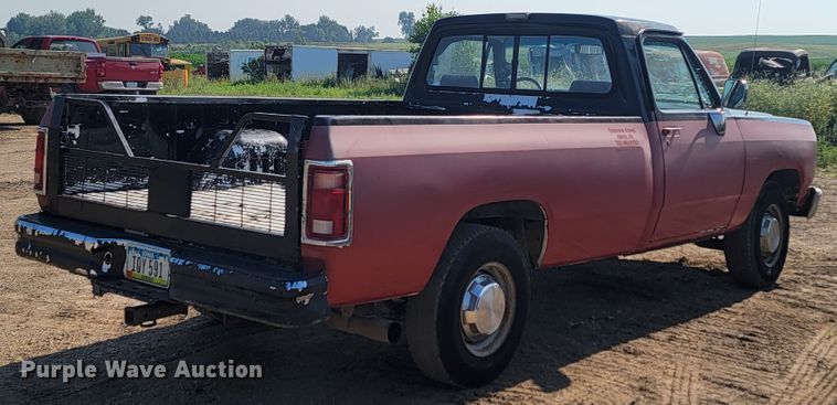 image for item JC9756 1993 Dodge D200  pickup truck