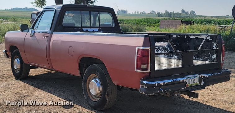 image for item JC9756 1993 Dodge D200  pickup truck