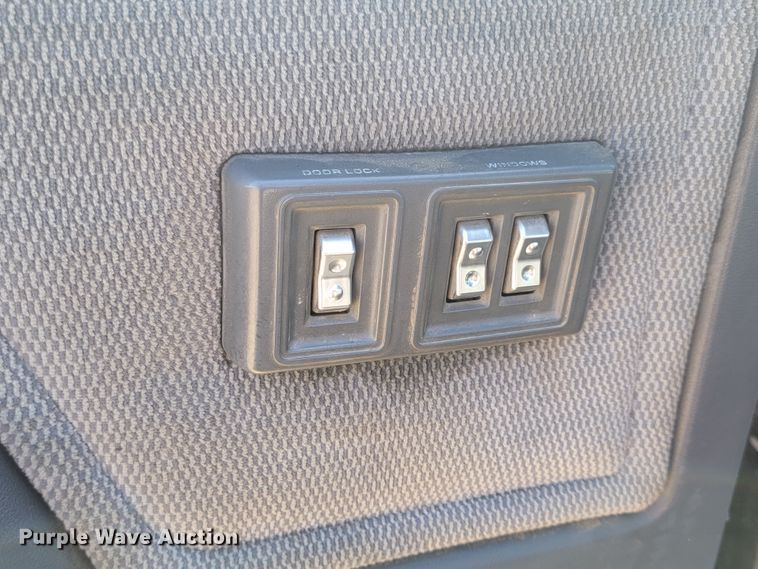 image for item JC9756 1993 Dodge D200  pickup truck