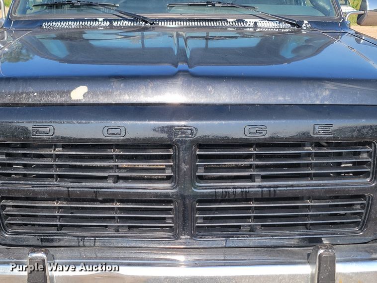 image for item JC9756 1993 Dodge D200  pickup truck