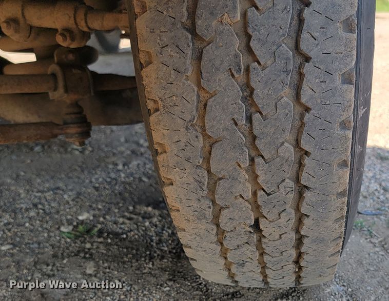 image for item JC9756 1993 Dodge D200  pickup truck