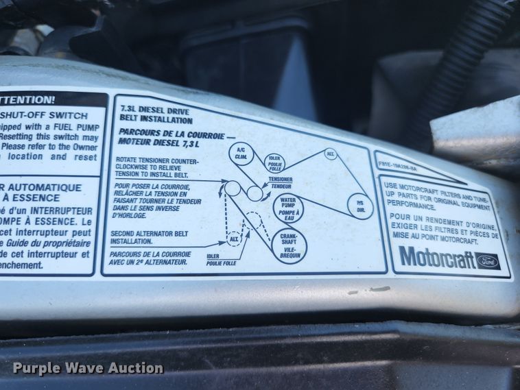 image for item JM9006 2002 Ford F250 Super Duty XLT  SuperCab flatbed pickup truck