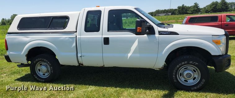 image for item JM9007 2013 Ford F250 Super Duty XL  SuperCab pickup truck
