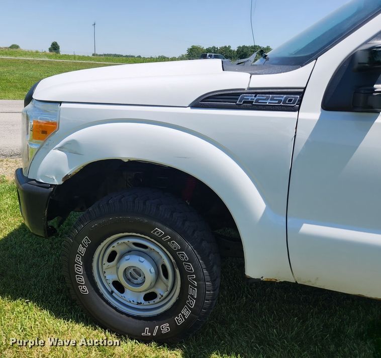 image for item JM9007 2013 Ford F250 Super Duty XL  SuperCab pickup truck