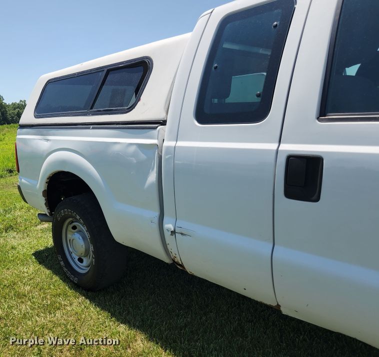 image for item JM9007 2013 Ford F250 Super Duty XL  SuperCab pickup truck