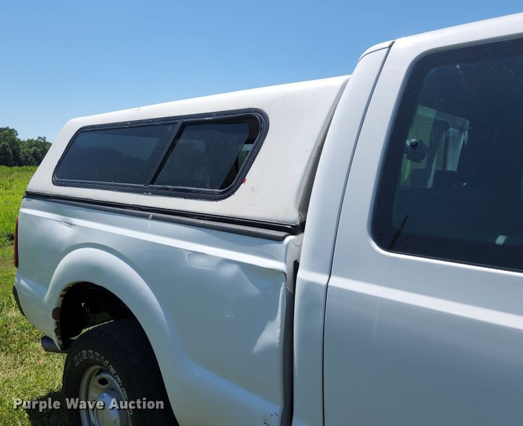 image for item JM9007 2013 Ford F250 Super Duty XL  SuperCab pickup truck