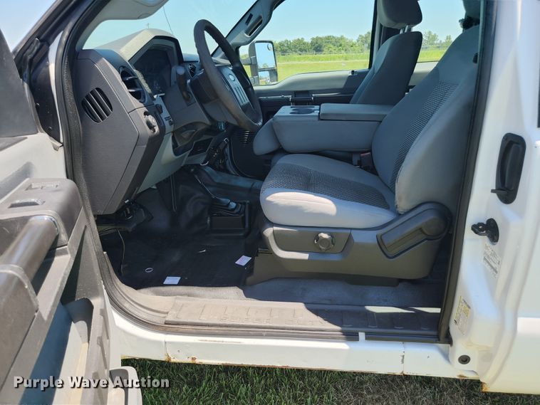 image for item JM9007 2013 Ford F250 Super Duty XL  SuperCab pickup truck