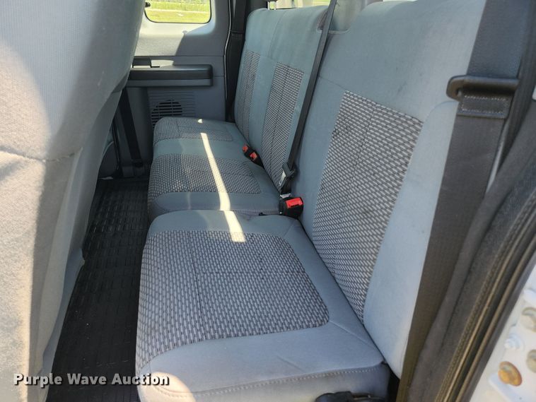 image for item JM9007 2013 Ford F250 Super Duty XL  SuperCab pickup truck