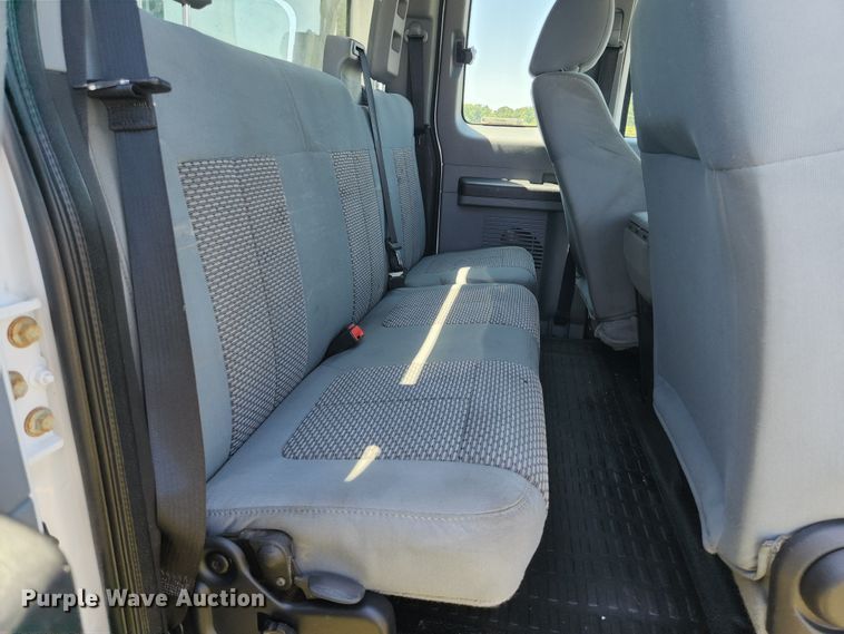 image for item JM9007 2013 Ford F250 Super Duty XL  SuperCab pickup truck