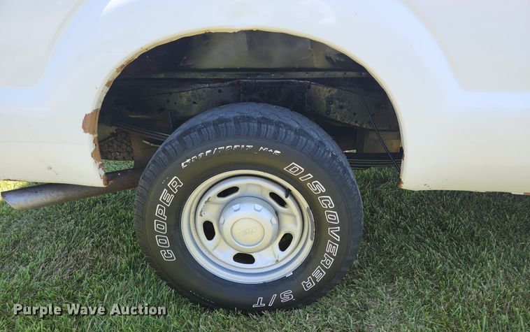 image for item JM9007 2013 Ford F250 Super Duty XL  SuperCab pickup truck