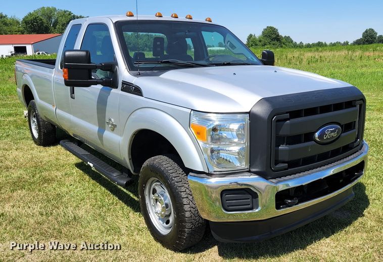 image for item JM9015 2012 Ford F250 Super Duty XL  SuperCab pickup truck