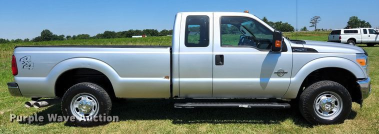 image for item JM9015 2012 Ford F250 Super Duty XL  SuperCab pickup truck