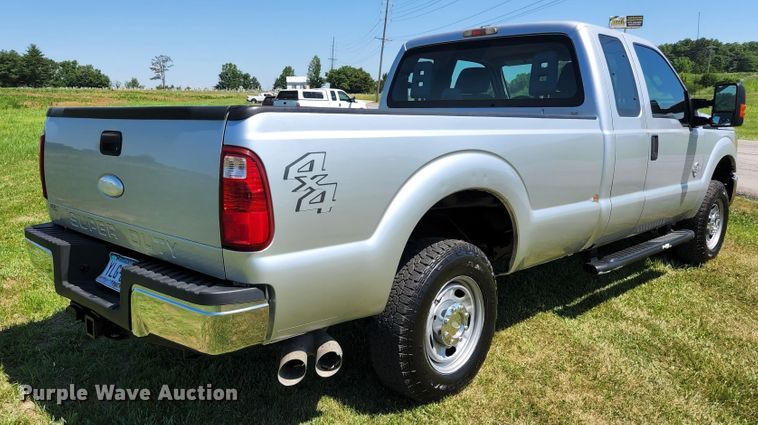 image for item JM9015 2012 Ford F250 Super Duty XL  SuperCab pickup truck